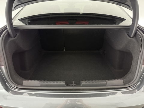 Audi A3 30TFSI S-Line | Virtual | Carplay | Stoelverw. | Navi | Parkeersens. | NAP