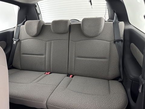 Renault Clio 1.2-16V Community *AIRCO | COMFORTS-SEATS | RADIO-CD*