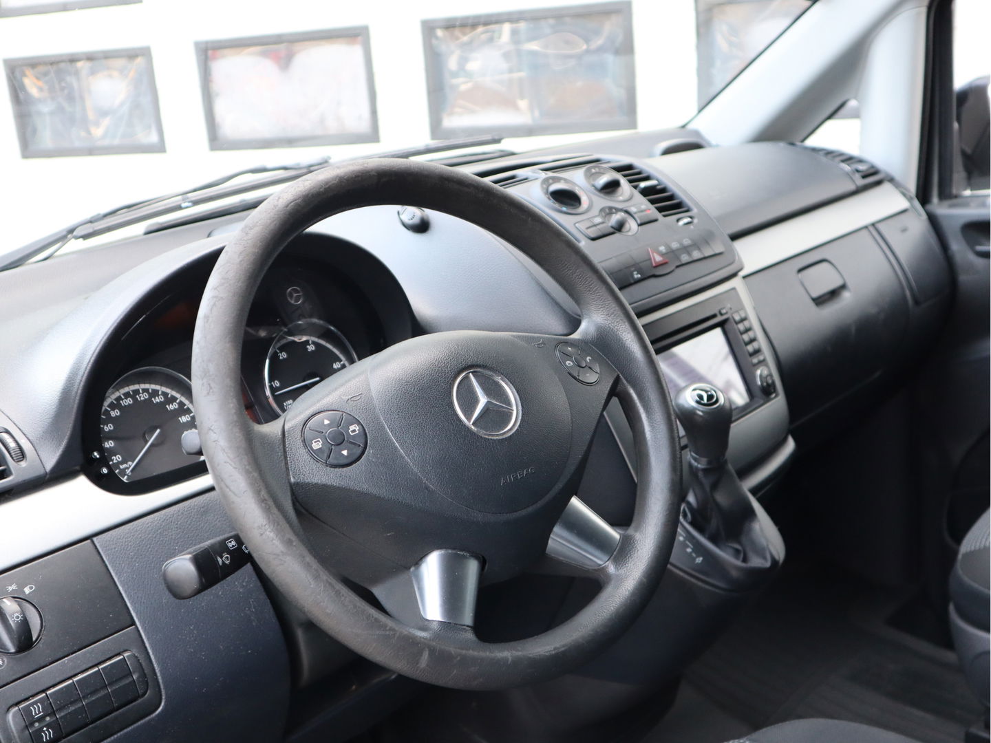 Mercedes-Benz Vito 122 CDI 3.0 V6 Automaat Lang DC 5 Pers. - Trekhaak - Camera - Cruise