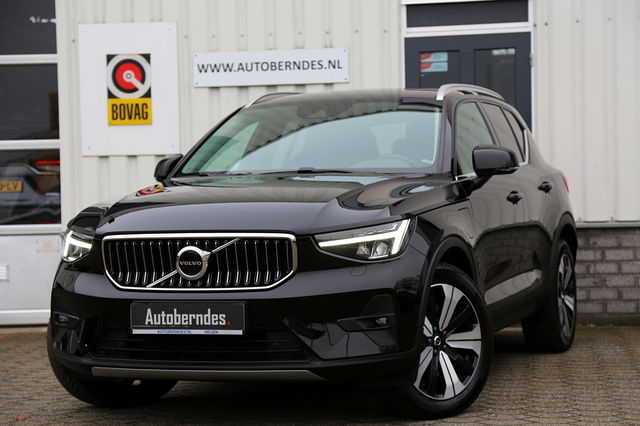 Volvo XC40 - 1.5 T4 Plug-in hybrid Core Bright*Facelift!*Perfect Volvo Onderh.*Sport Leder/Stoelverw./Stuurverw./Camera/Apple Carplay-Android/LED/DAB/Rijstrook/Botswaarsch./Parkeersens.V+A/19 inch LM*