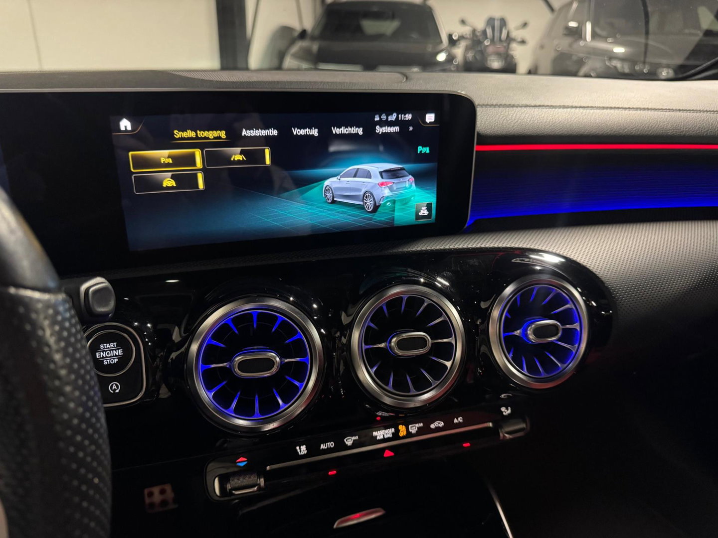 Mercedes-Benz A-Klasse AMG 35 4MATIC Edition 1 PANO KEYLESS CAM