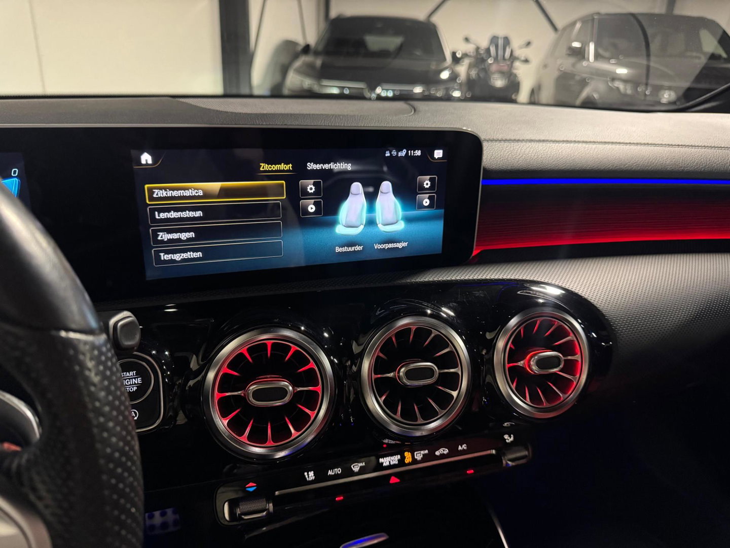 Mercedes-Benz A-Klasse AMG 35 4MATIC Edition 1 PANO KEYLESS CAM