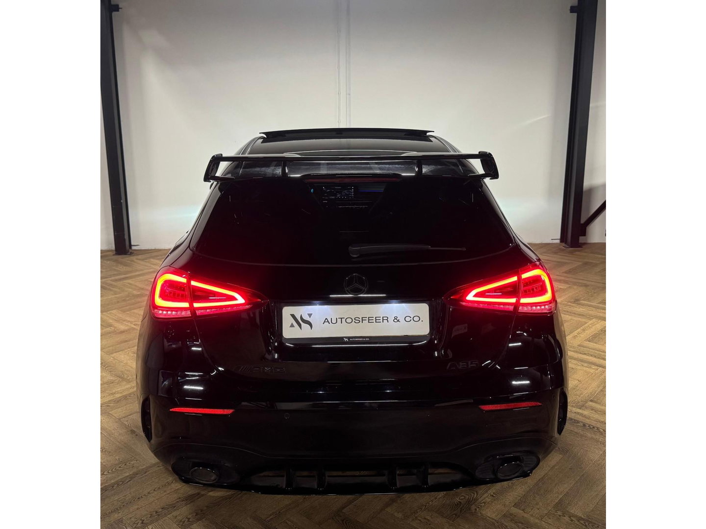 Mercedes-Benz A-Klasse AMG 35 4MATIC Edition 1 PANO KEYLESS CAM