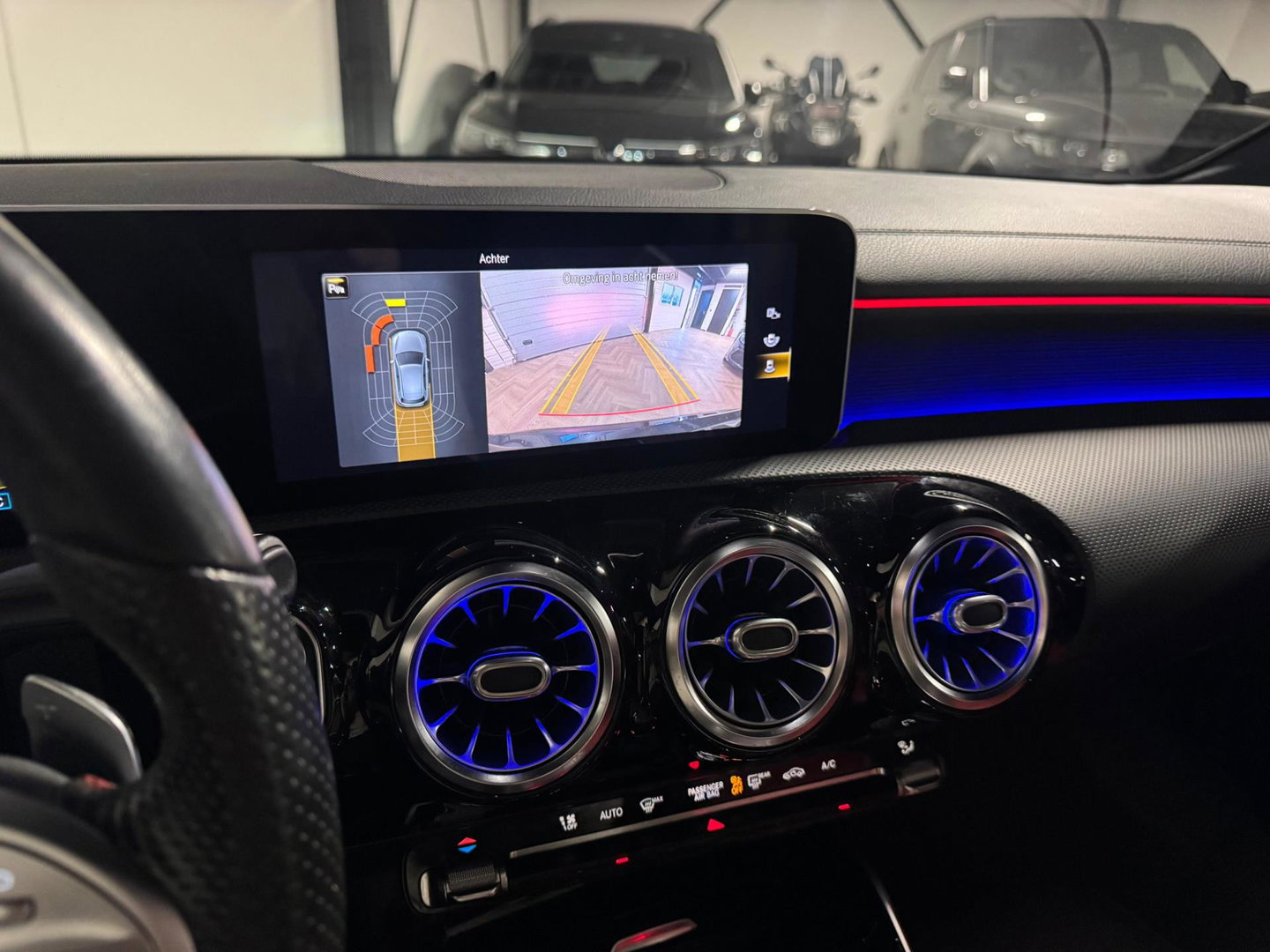 Mercedes-Benz A-Klasse AMG 35 4MATIC Edition 1 PANO KEYLESS CAM