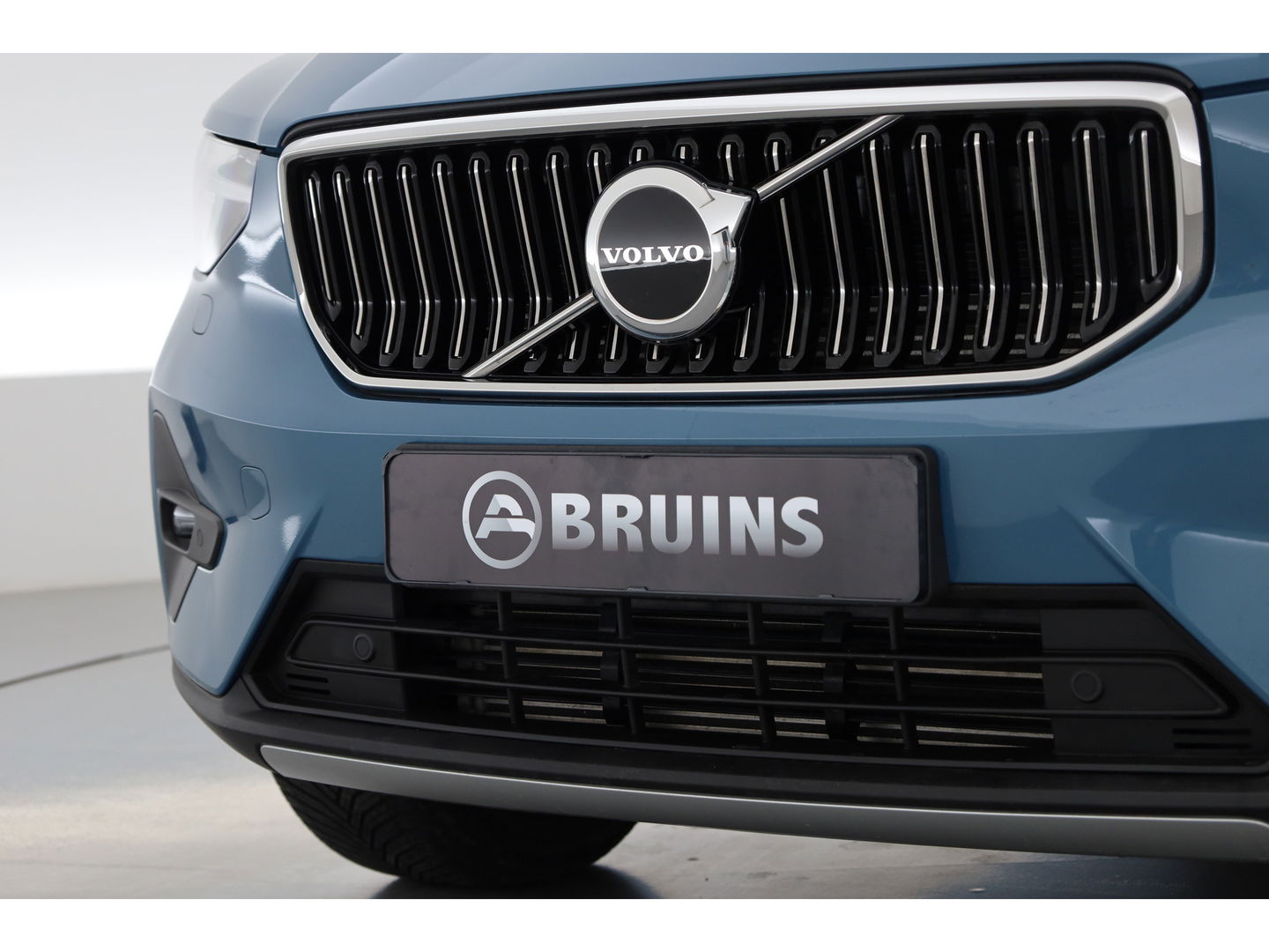 Volvo XC40 1.5 T4 Plug-in hybrid Core Bright | Adap. Cruise | Stoel+  stuurverw. | Dodehoek | Camera | 19 inch |