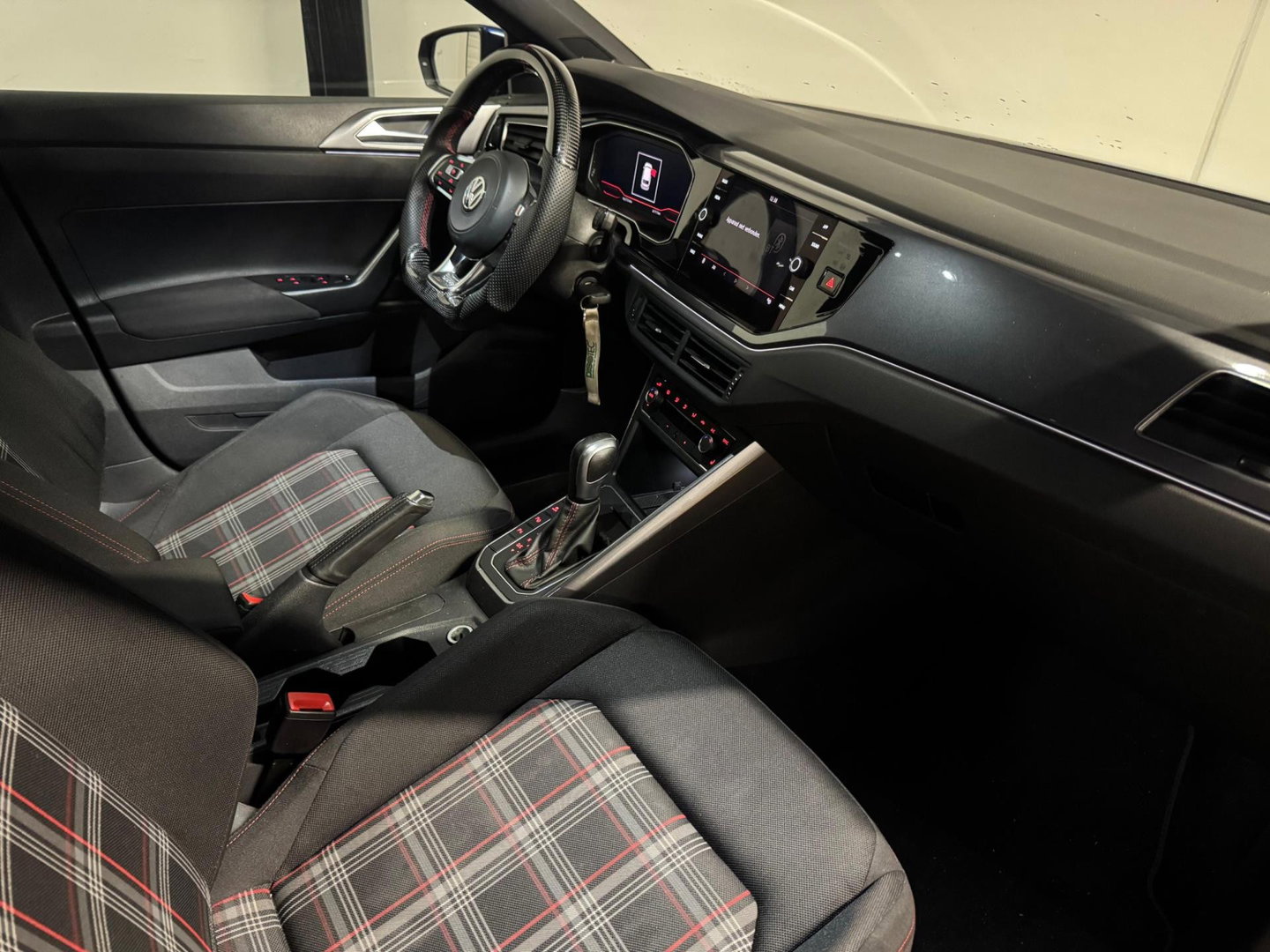 Volkswagen Polo 2.0 TSI GTI ACC BLINDSPOT PDC