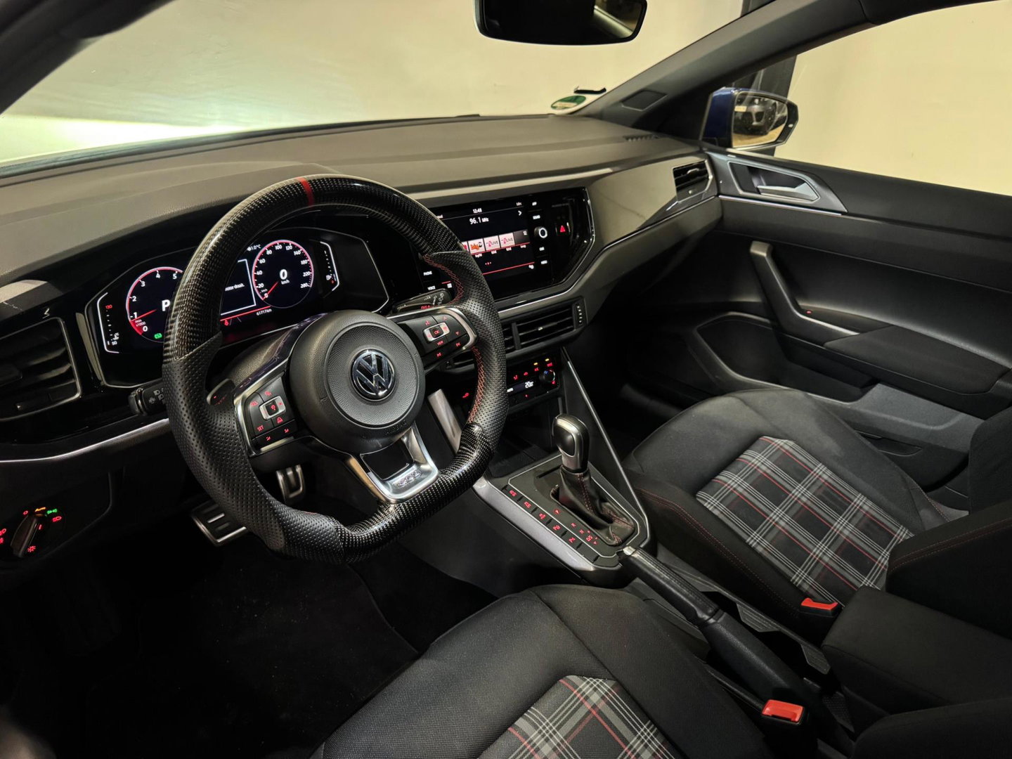 Volkswagen Polo 2.0 TSI GTI ACC BLINDSPOT PDC