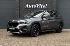 BMW X1 - xDrive25e | Elektrische Klep | PDC V + A | LED | Apple Carplay | DAB | 15x op voorraad !