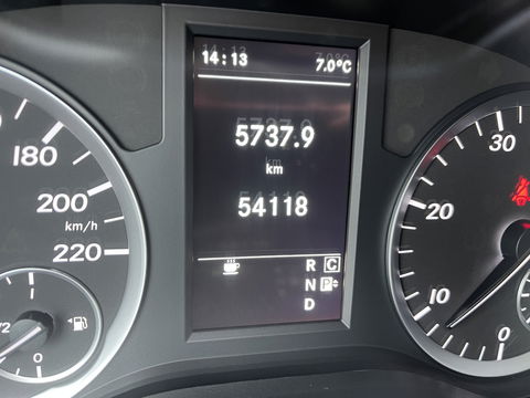 Mercedes-Benz Vito 116 CDI automaat rolstoelbus / speciaal gebouwd voor rolstoel bestuurder / € 27.950 marge / zwart metallic / lift / hand gas en rem / airco / cruise control / euro 6 diesel