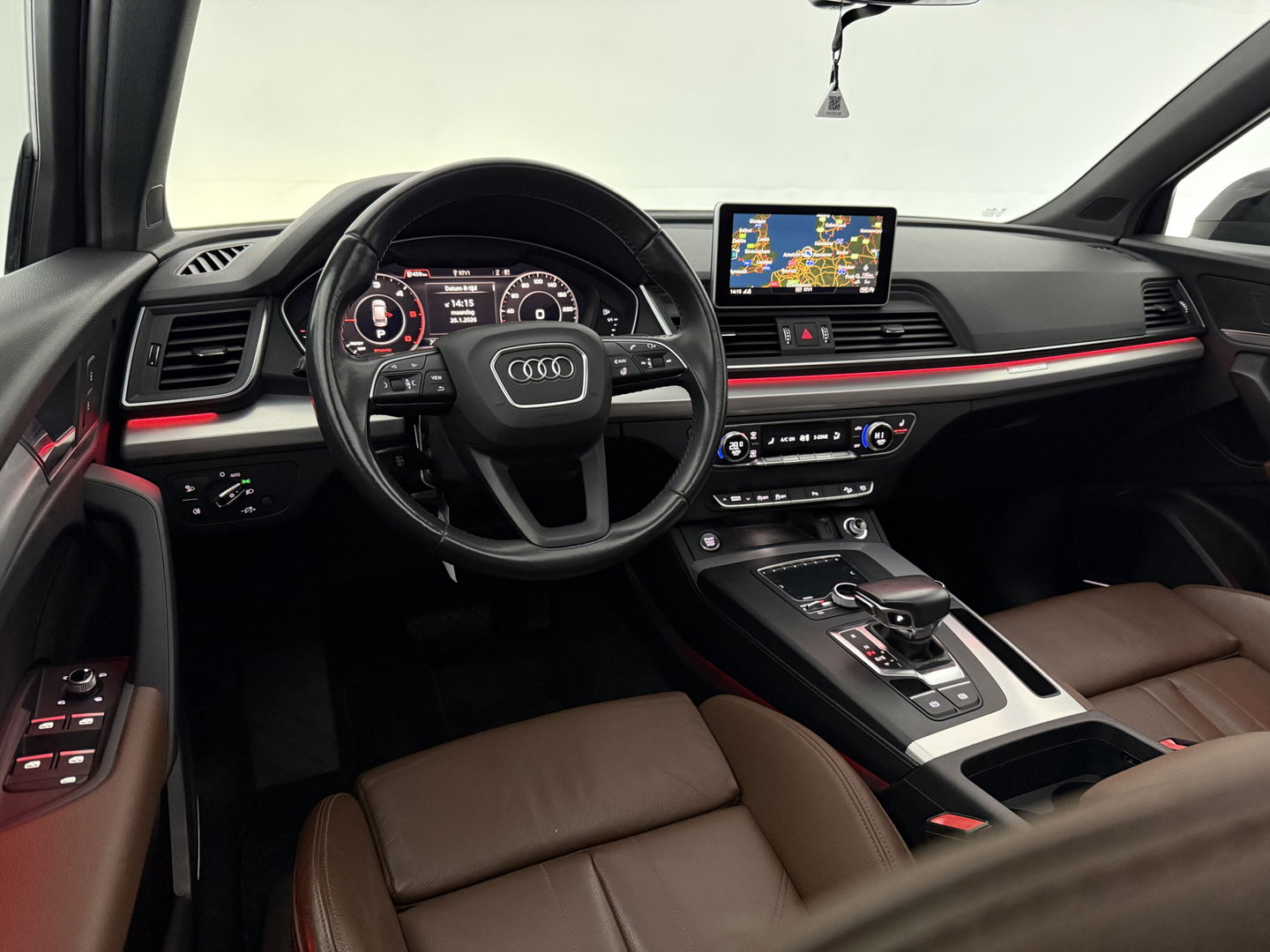 Audi Q5 2.0 TDI Quattro Design Pro Line Plus | S-Line | Luchtvering | Pano | Sfeer | B&O | Camera | Virtual | Carplay | Stoel/stuurverw.