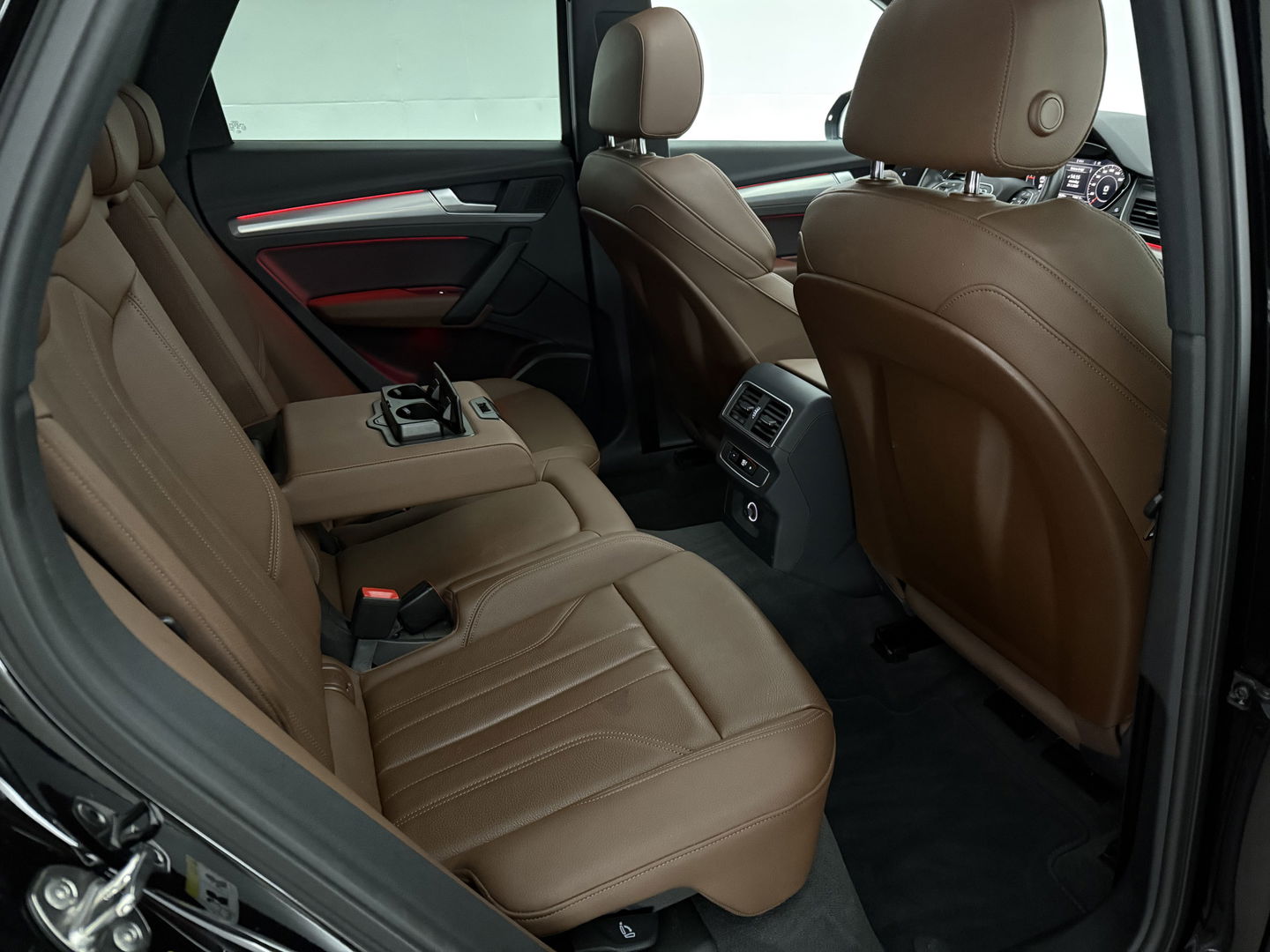 Audi Q5 2.0 TDI Quattro Design Pro Line Plus | S-Line | Luchtvering | Pano | Sfeer | B&O | Camera | Virtual | Carplay | Stoel/stuurverw.