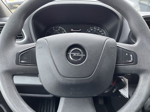 Opel Movano 2.3 Turbo 136pk L2H2 / vaste prijs rijklaar € 14.950 ex btw / euro 6 / bpm vrij / trekhaak 2500 kg / pdc achter / airco / cruise control / bijrijdersbank