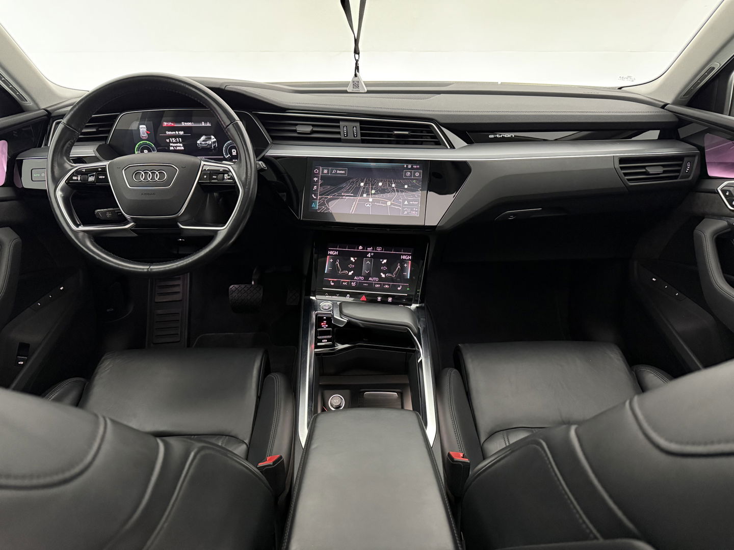 Audi e-tron 50 Quattro Launch edition 71 kWh | SOH 94% | Snelladen | Pano | Sfeer | Memory | Virtual | 360° | Adap.Cruise | Keyless | Carplay