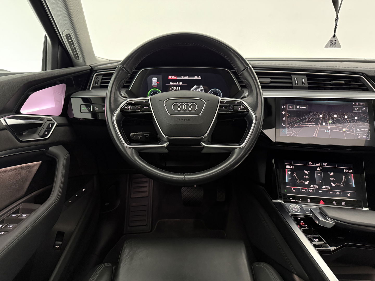 Audi e-tron 50 Quattro Launch edition 71 kWh | SOH 94% | Snelladen | Pano | Sfeer | Memory | Virtual | 360° | Adap.Cruise | Keyless | Carplay