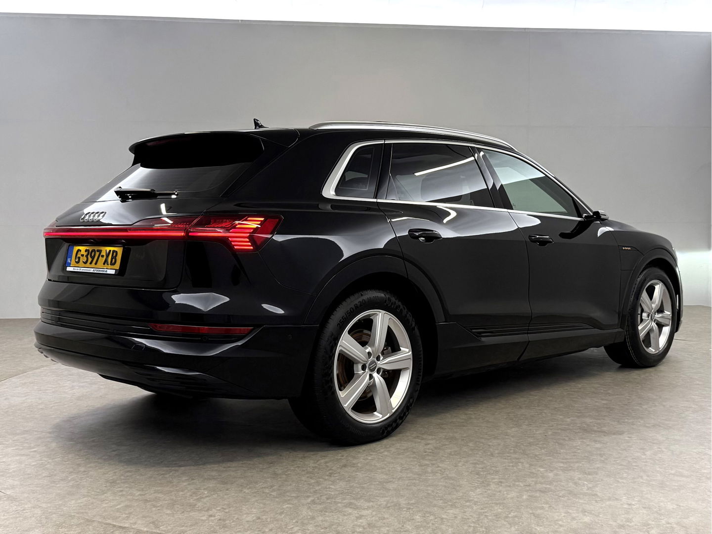 Audi e-tron 50 Quattro Launch edition 71 kWh | SOH 94% | Snelladen | Pano | Sfeer | Memory | Virtual | 360° | Adap.Cruise | Keyless | Carplay