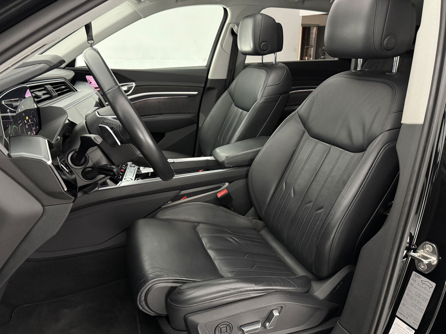 Audi e-tron 50 Quattro Launch edition 71 kWh | SOH 94% | Snelladen | Pano | Sfeer | Memory | Virtual | 360° | Adap.Cruise | Keyless | Carplay