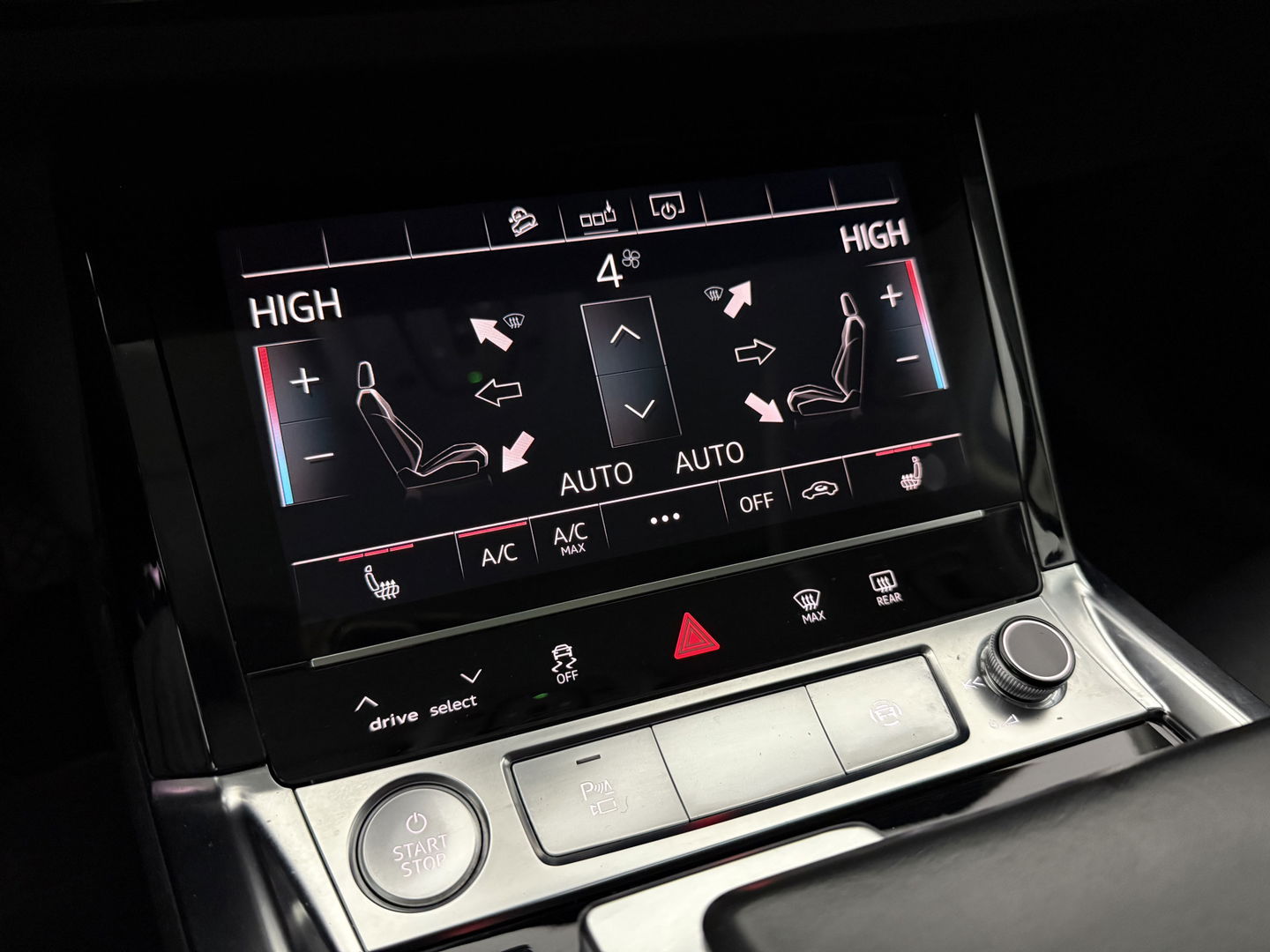 Audi e-tron 50 Quattro Launch edition 71 kWh | SOH 94% | Snelladen | Pano | Sfeer | Memory | Virtual | 360° | Adap.Cruise | Keyless | Carplay