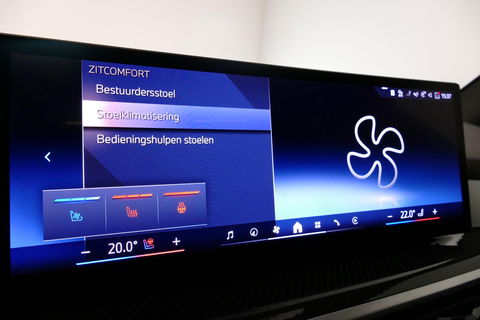 BMW X5 xDrive50e / Orig. Nederlands / Maxton Design Bodykit V.2 / Skylounge Panoramadak / Stoelkoeling & -verwarming / Elektr. verstelbare voorstoelen + memory / Carbon Interieurdelen / Harman Kardon Surround Sound / Ambienteverlichting / Softclose / HUD BMW Pro