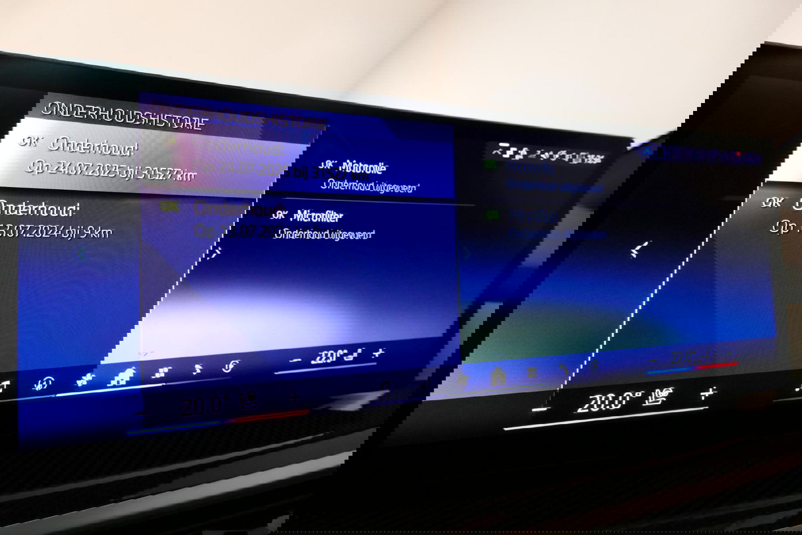 BMW X5 xDrive50e / Orig. Nederlands / Maxton Design Bodykit V.2 / Skylounge Panoramadak / Stoelkoeling & -verwarming / Elektr. verstelbare voorstoelen + memory / Carbon Interieurdelen / Harman Kardon Surround Sound / Ambienteverlichting / Softclose / HUD BMW Pro