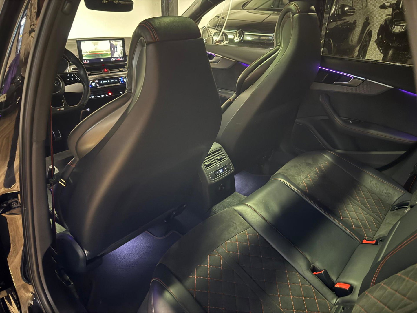 Audi A4 Avant 45 TFSI quattro S edition PANO KEYLESS CAM