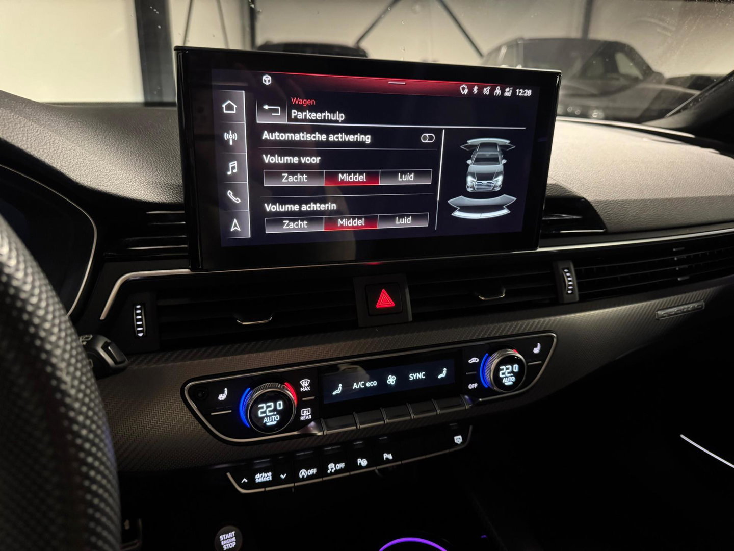 Audi A4 Avant 45 TFSI quattro S edition PANO KEYLESS CAM