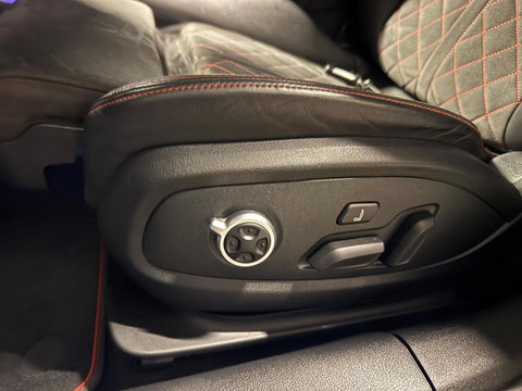 Audi A4 Avant 45 TFSI quattro S edition PANO KEYLESS CAM