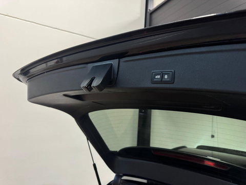 Audi A4 Avant 45 TFSI quattro S edition PANO KEYLESS CAM