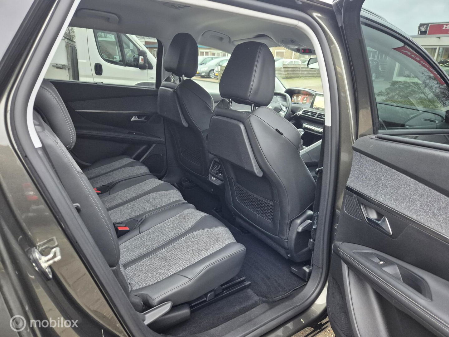 Peugeot 5008 1.2 PureTech Lease Premium 7Prs, Nieuwe DRiem!