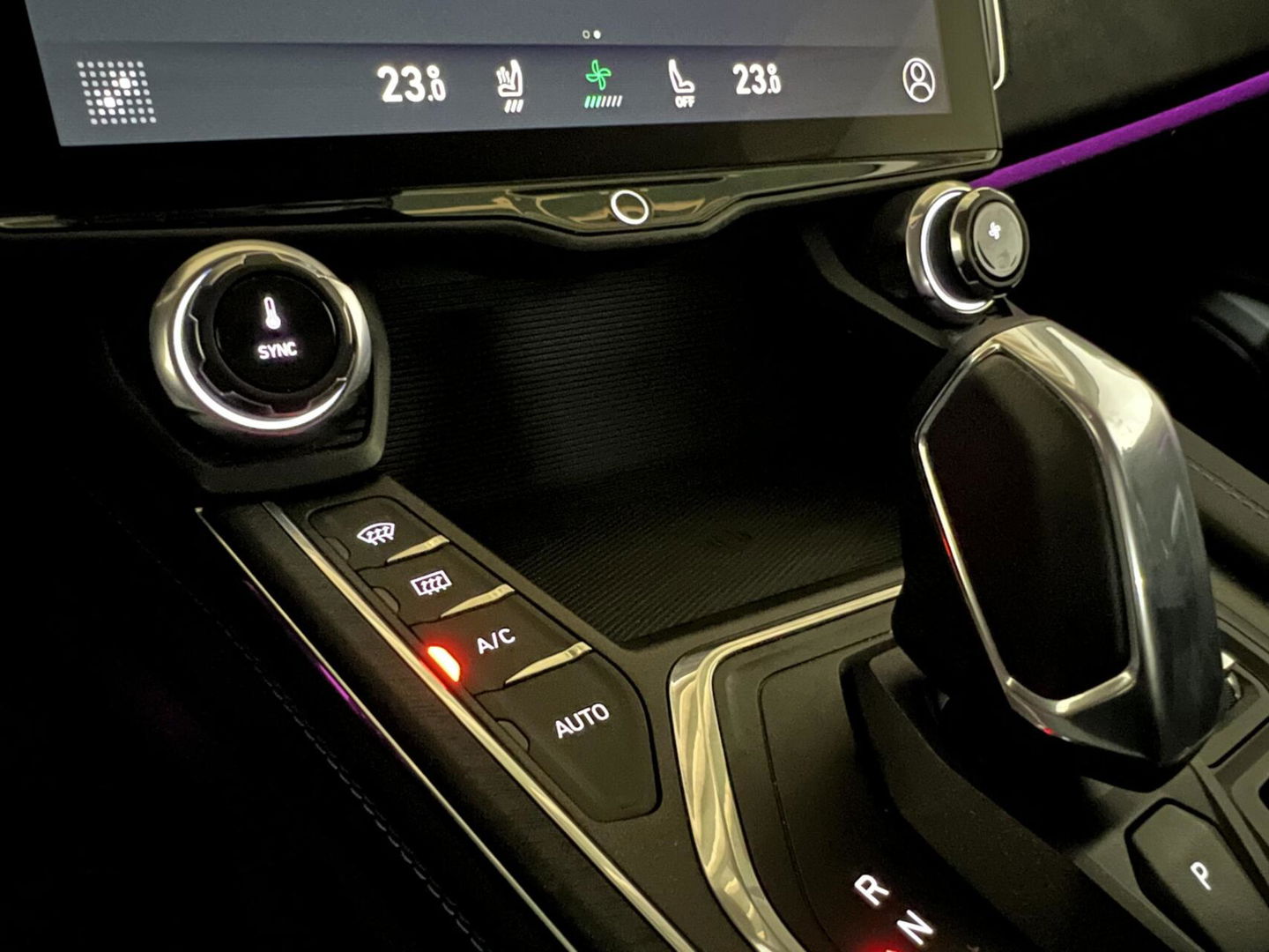 Lynk & Co 01 1.5 Plug-in Black Edition Sfeerver. 360° NAP