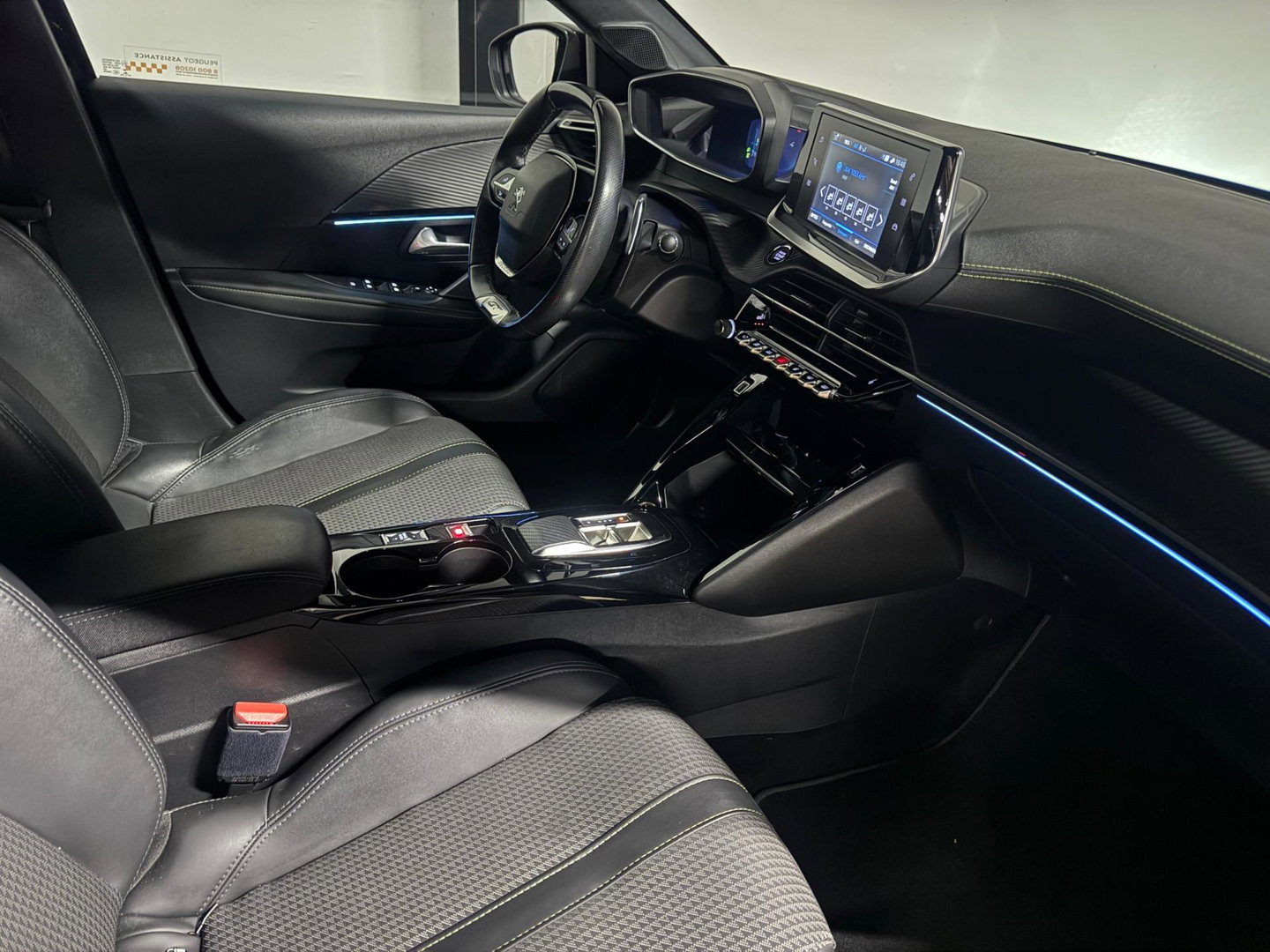 Peugeot 208 1.2 PureTech GT KEYLESS CAM PDC