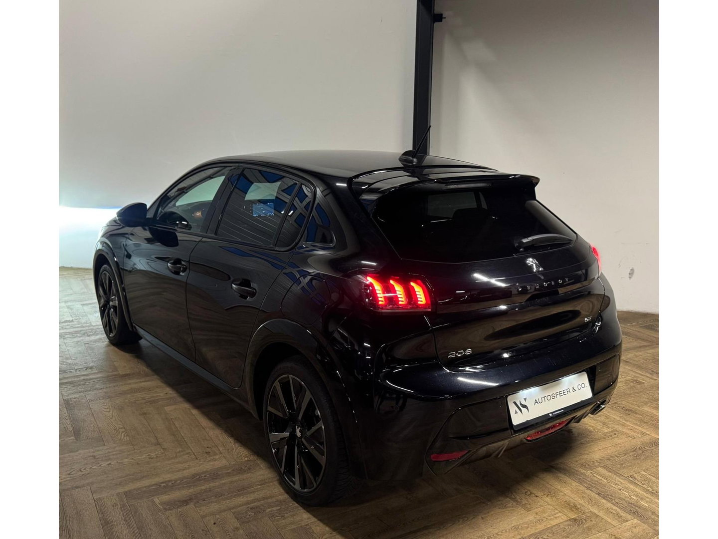 Peugeot 208 1.2 PureTech GT KEYLESS CAM PDC