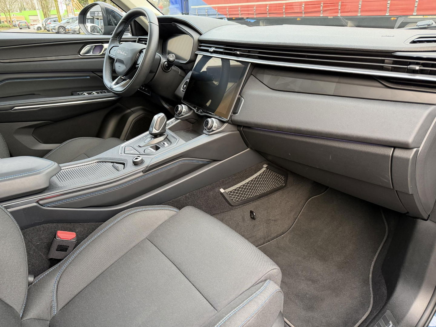 Lynk & Co 01 1.5 Memory stoel l pano l 360