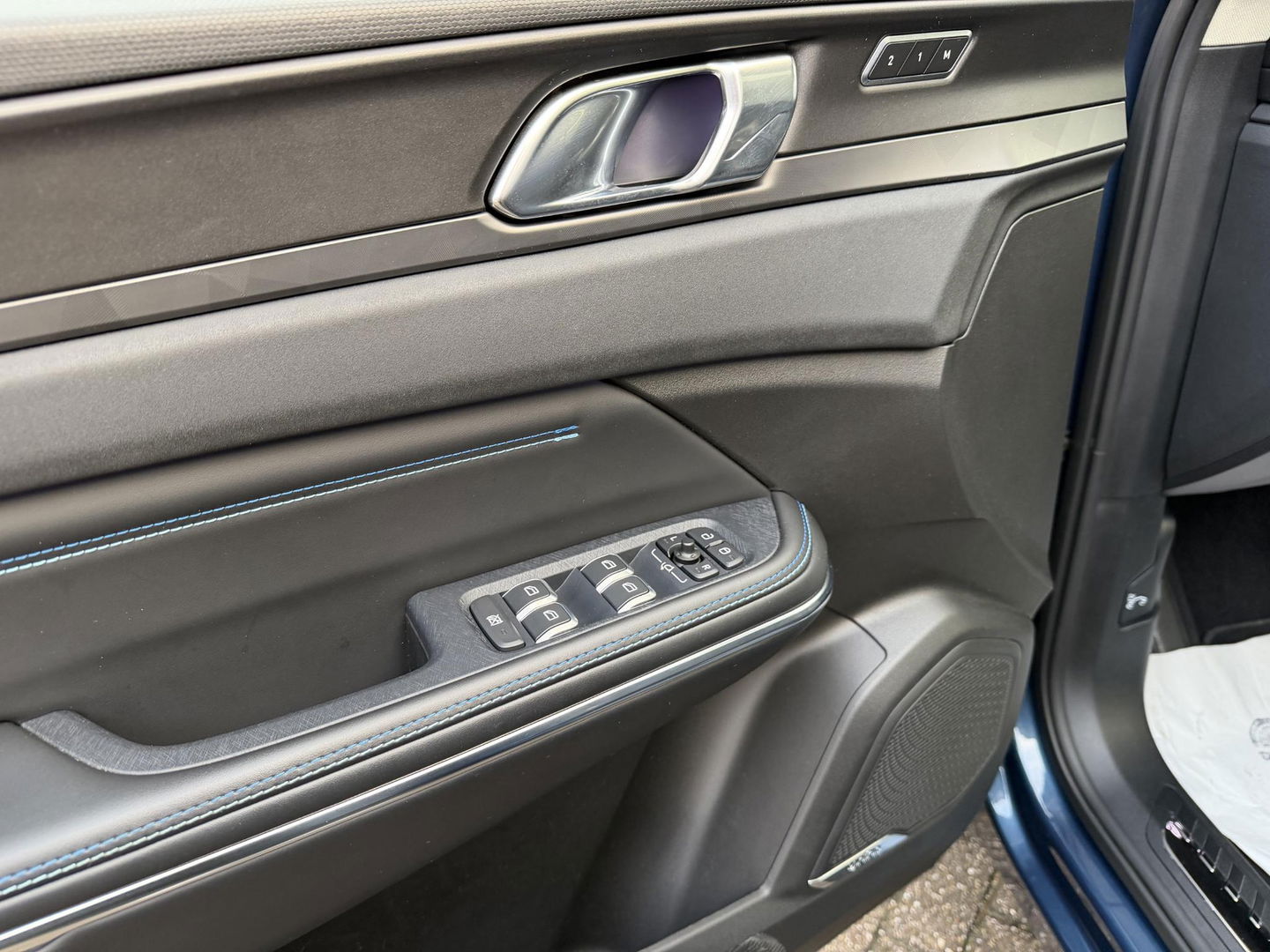 Lynk & Co 01 1.5 Memory stoel l pano l 360