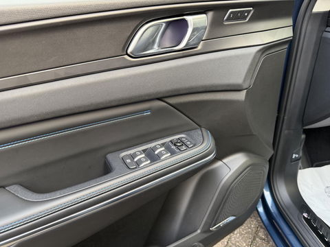 Lynk & Co 01 1.5 Memory stoel l pano l 360