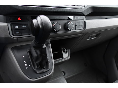 MAN TGE 2.140 2.0 L3H2 Black Edition Camera, Cruise, Carplay, LED, 140pk, Voorruitverwarming, Automaat, Multimedia, Trekhaak, Uniek!