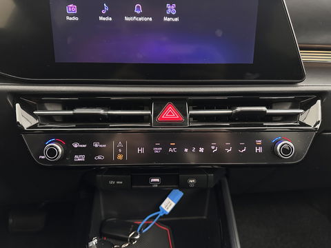 Kia Niro 1.6 GDi Hybrid Dynamic Plus Line HEV (INCL-BTW) Aut. *PANO | LEATHER | DIGI-COCKPIT | NAVI-FULLMAP | DAB | ADAPTIVE-CRUISE | CAMERA | HEATED-COMFORTSEATS | KEYLESS | PRIVACYGLASS | SHIFTPADDLES | CARPLAY |  HEAD-UP | ...