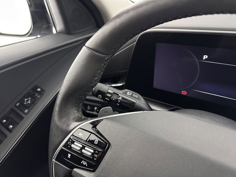 Kia Niro 1.6 GDi Hybrid Dynamic Plus Line HEV (INCL-BTW) Aut. *PANO | LEATHER | DIGI-COCKPIT | NAVI-FULLMAP | DAB | ADAPTIVE-CRUISE | CAMERA | HEATED-COMFORTSEATS | KEYLESS | PRIVACYGLASS | SHIFTPADDLES | CARPLAY |  HEAD-UP | ...