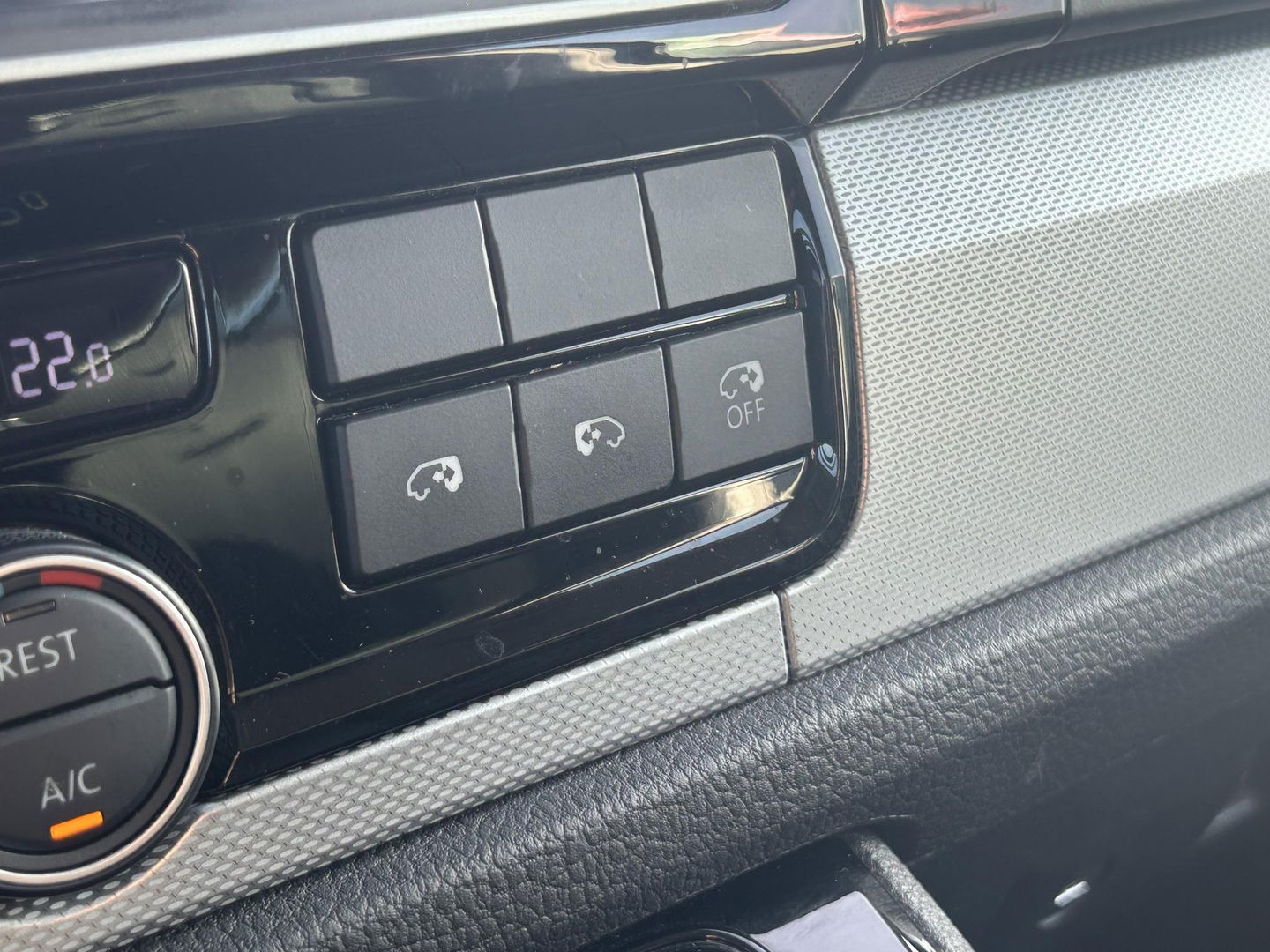 Volkswagen Caravelle 2.0 TDI 199PK L2H1 DC Highline Transporter BOM VOL | PANO | ELECTRISCHE SCHUIFDEUREN LINKS EN RECHTS | STANDKACHEL MET APP | LED