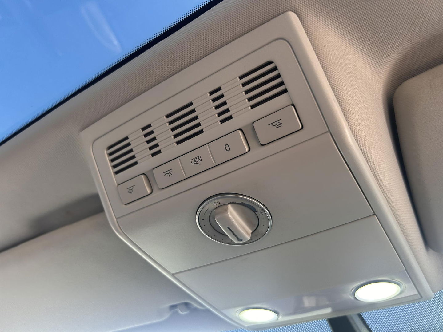 Volkswagen Caravelle 2.0 TDI 199PK L2H1 DC Highline Transporter BOM VOL | PANO | ELECTRISCHE SCHUIFDEUREN LINKS EN RECHTS | STANDKACHEL MET APP | LED