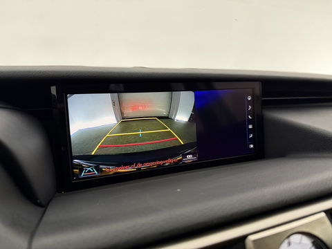 Lexus IS 300 300h Hybrid Sport Edition | Camera | Cruise | LED | Navi | Parkeersens. | NAP