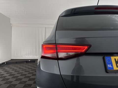 SEAT Ateca 1.0 EcoTSI Style (INCL-BTW) *FULL-LED | NAVI-FULLMAP | CAMERA | DAB+ | COMFORTSEATS |  ECC | PDC | CRUISE | PRIVACY-GLASS | CARPLAY | 17''ALU*