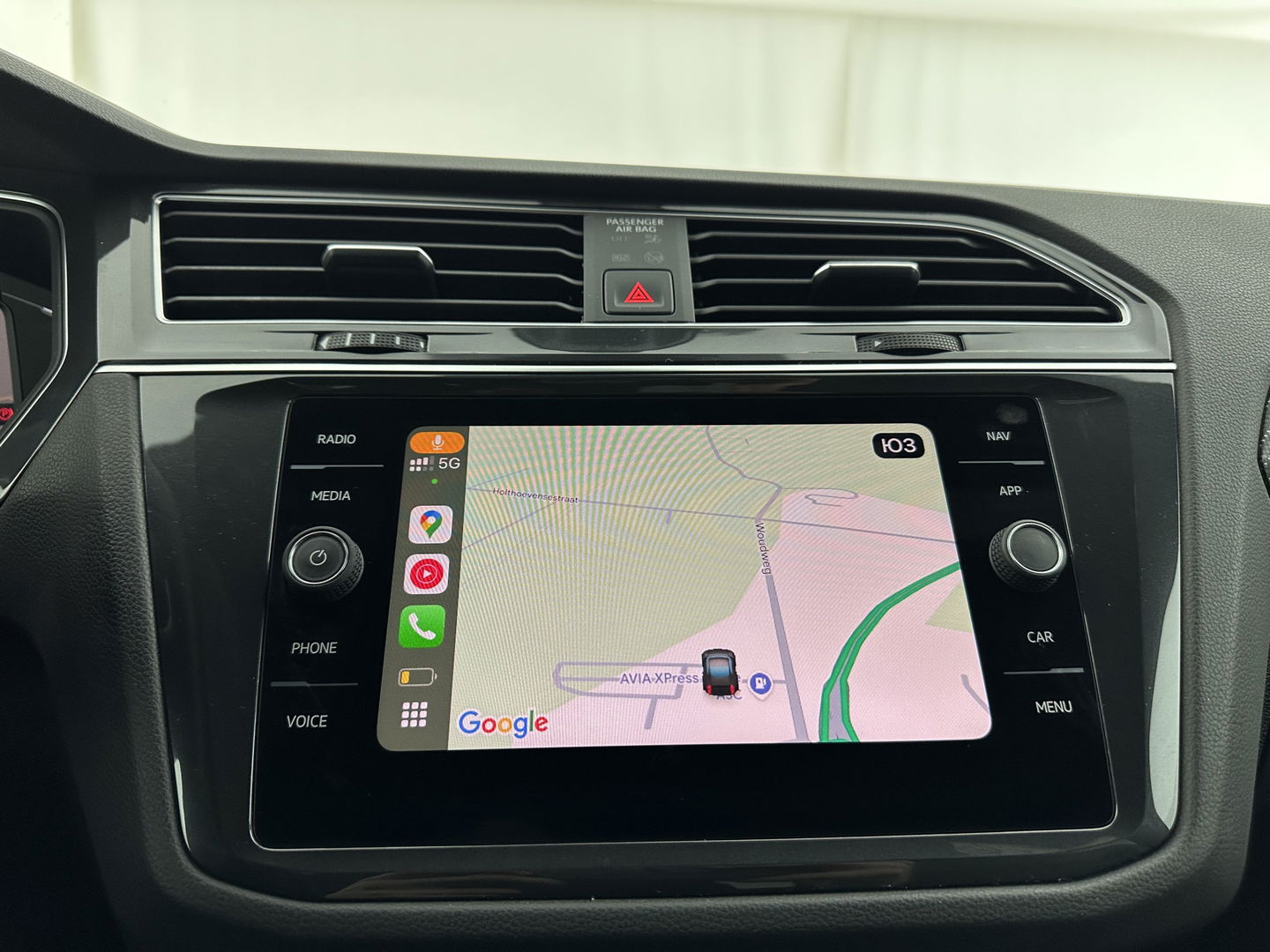 Volkswagen Tiguan 1.4 TSI Black-Style R-Line Business eHybrid ( Plug-in ) (INCL-BTW) *HEAD-UP | FULL-LED | ADAPTIVE-CRUISE | TOPVIEW | KEYLESS | DIGI-COCKPIT | HEATED-COMFORTSEATS | NAVI-FULLMAP | DAB+ | PRIVACYGLASS | ECC | CARPLAY | PDC | 20''ALU