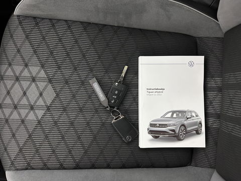 Volkswagen Tiguan 1.4 TSI Black-Style R-Line Business eHybrid ( Plug-in ) (INCL-BTW) *HEAD-UP | FULL-LED | ADAPTIVE-CRUISE | TOPVIEW | KEYLESS | DIGI-COCKPIT | HEATED-COMFORTSEATS | NAVI-FULLMAP | DAB+ | PRIVACYGLASS | ECC | CARPLAY | PDC | 20''ALU