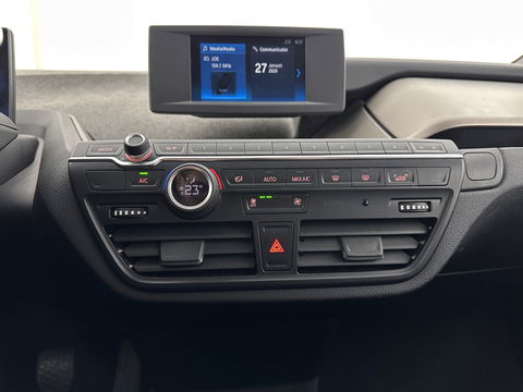 BMW i3 Basis 120Ah Sport 42 kWh [ 3-Fase-11kW ] {SOH-100%} (INCL-BTW) *HEATPUMP | FULL-LED | NAVI-FULLMAP | KEYLESS | COMFORTSEATS | ECC | CCS-FASTLOADER | PDC | DIGI-COCKPIT | CRUISE | 20''ALU*