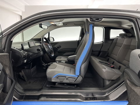 BMW i3 Basis 120Ah Sport 42 kWh [ 3-Fase-11kW ] {SOH-100%} (INCL-BTW) *HEATPUMP | FULL-LED | NAVI-FULLMAP | KEYLESS | COMFORTSEATS | ECC | CCS-FASTLOADER | PDC | DIGI-COCKPIT | CRUISE | 20''ALU*