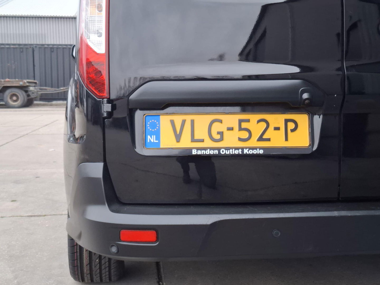 Ford Transit Connect 1.5 EcoBlue L1 Trend AIRCO / CARPLAY / NAVI / CAMERA / EURO 6