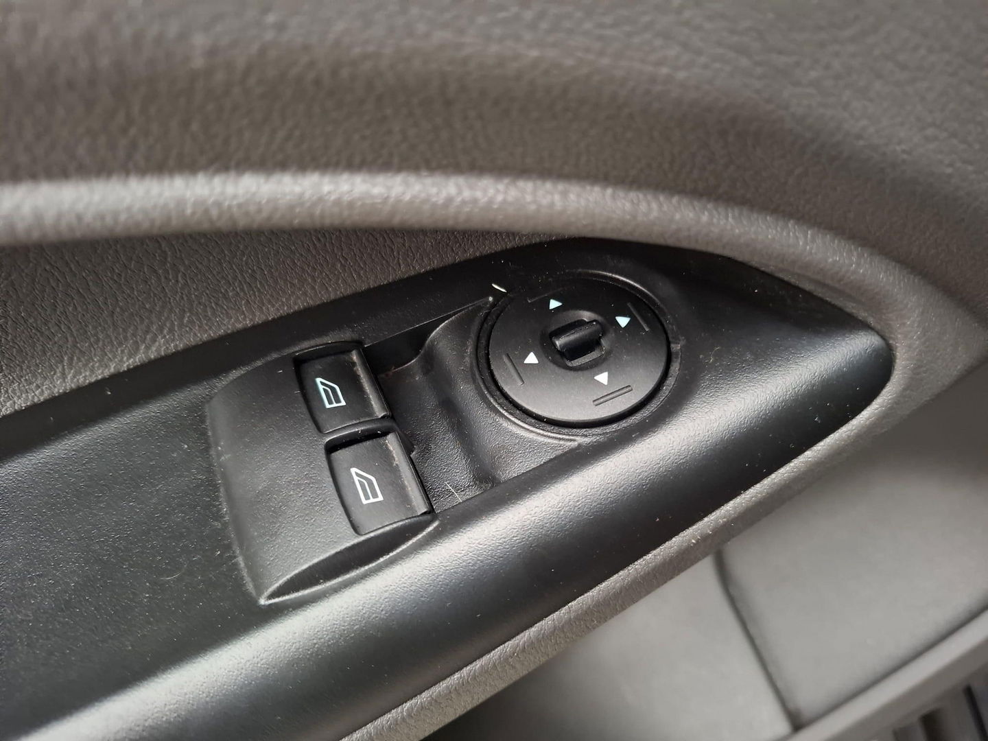 Ford Transit Connect 1.5 EcoBlue L1 Trend AIRCO / CARPLAY / NAVI / CAMERA / EURO 6