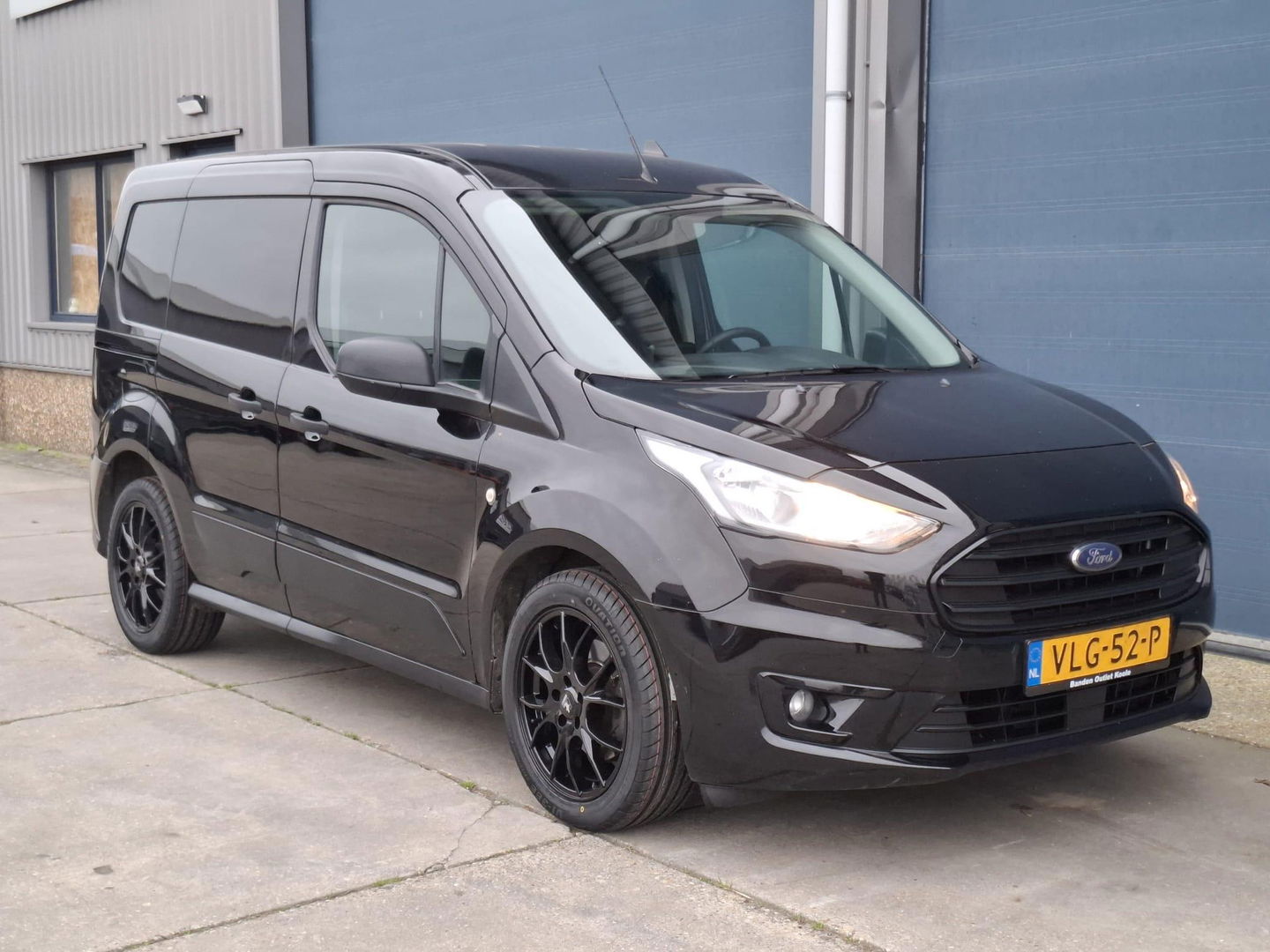 Ford Transit Connect 1.5 EcoBlue L1 Trend AIRCO / CARPLAY / NAVI / CAMERA / EURO 6