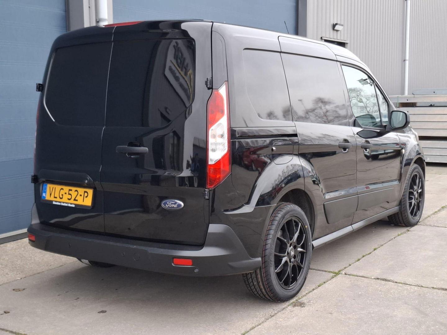 Ford Transit Connect 1.5 EcoBlue L1 Trend AIRCO / CARPLAY / NAVI / CAMERA / EURO 6