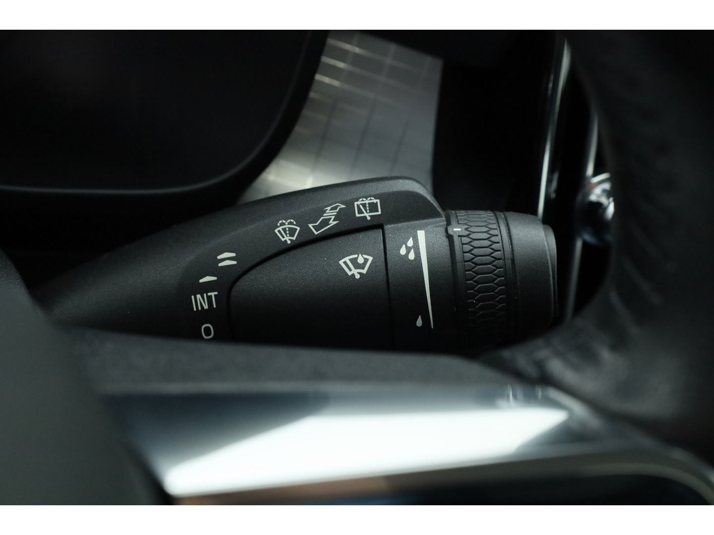 Volvo XC40 1.5 T3 Business | Navi | Elek. Trekhaak | All Seasons | Cruise Ctrl | Elek. Achterklep | CarPlay